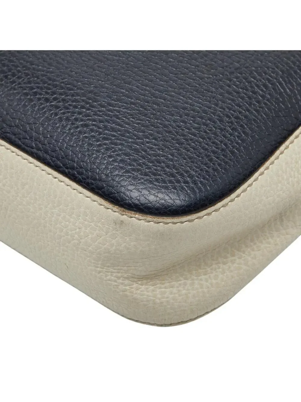Gucci Soho Disco Crossbody Bag Leather #273949G74B - Picture 6 of 9